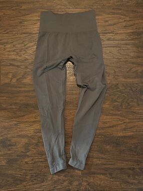 HALARA Gray High-Waist Leggings